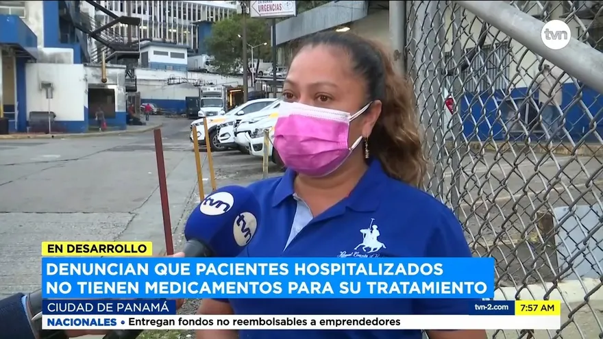 Familiares de pacientes de diversas patologías se quejan por falta de medicamentos en la CSS