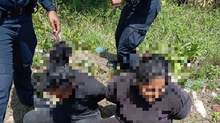 ¡Atrapadas! Dos mujeres con armas y drogas cerca de La Joyita