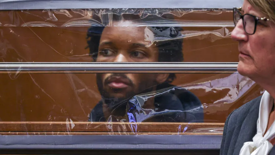 El cantante D4vd en la Corte