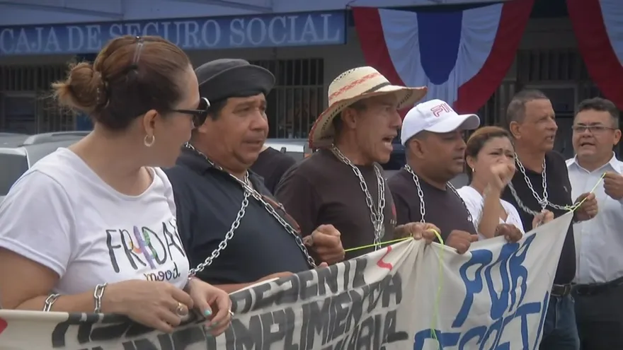 Trabajadores protestan