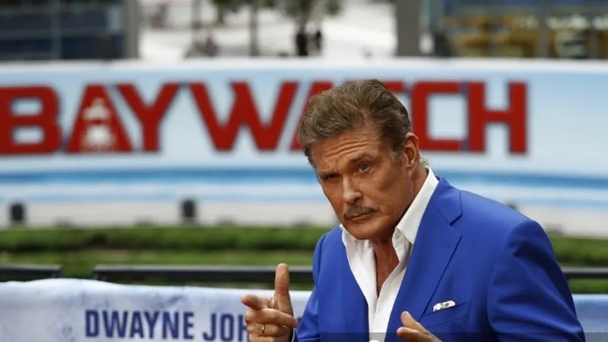 El inolvidable David Hasselhoff encarnó a Mitch Buchannon, el líder del equipo de salvavidas