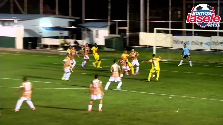 Alianza FC 1-2 Chorrillo FC fecha 9 del Apertura 2014 en la LPF