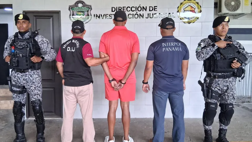 Momento en que fue capturado Joël Soudron en Panamá.