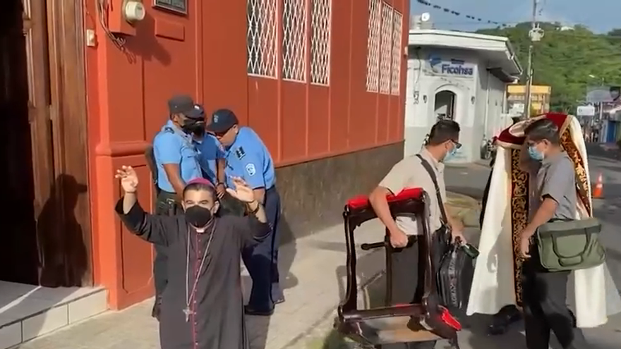 cb7016b1 2e30 4646 b207 7717e69c4f2f