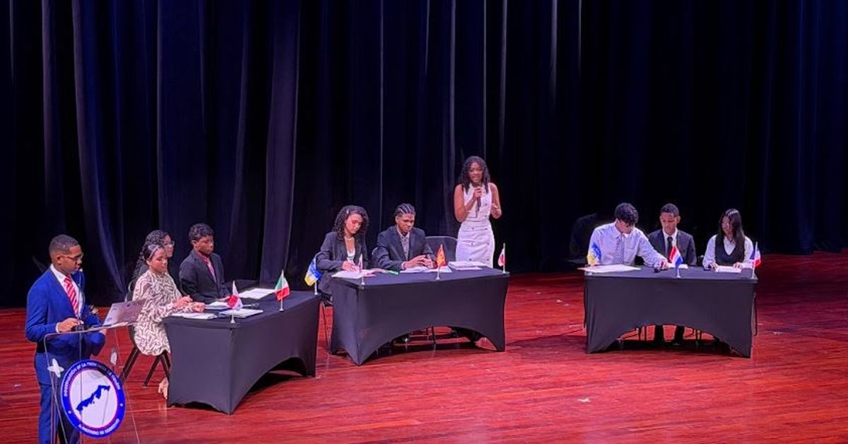 Unión Europea destaca avances del Global Gateway en debate juvenil en Colón