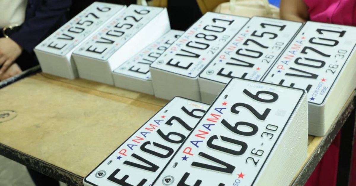 Autoridad de Tránsito extiende plazo para adquisición de placa 2025 hasta mayo de 2026 para transporte público