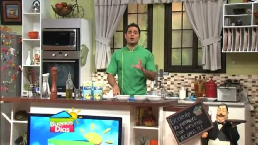 Langostinos Apanados en Alioli en tinta de Calamar