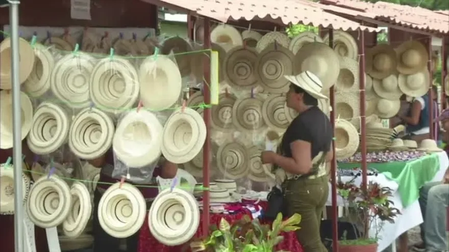 Inauguran el sexto Festival Nacional de Sombrero Pintao