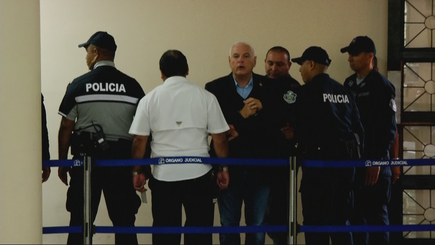 Se retoma audiencia contra Martinelli, fiscalía responde objeciones a pruebas