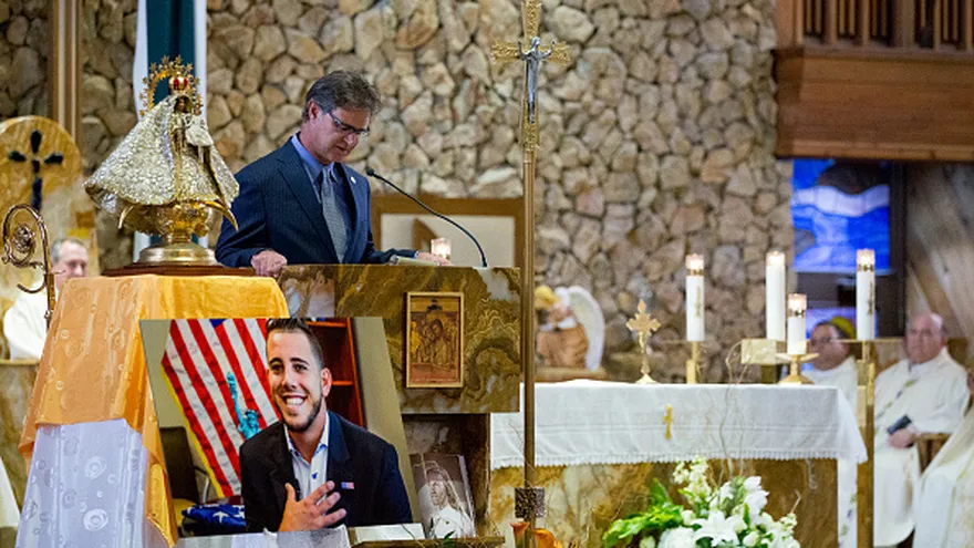 Se realizó  un breve homenaje tributado este domingo.