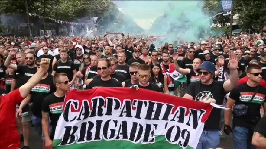 La épica islandesa desafía al "abuelo" Kiraly en busca de la clasificación