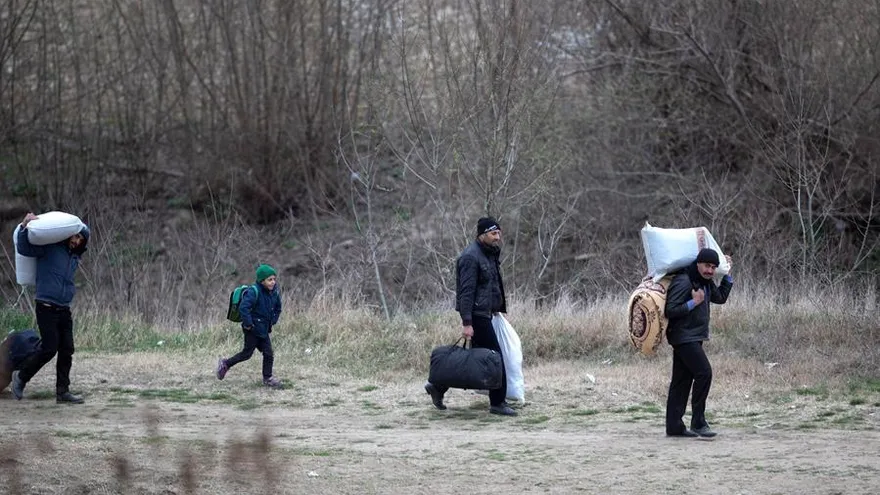 Migrantes en la frontera de Turquía