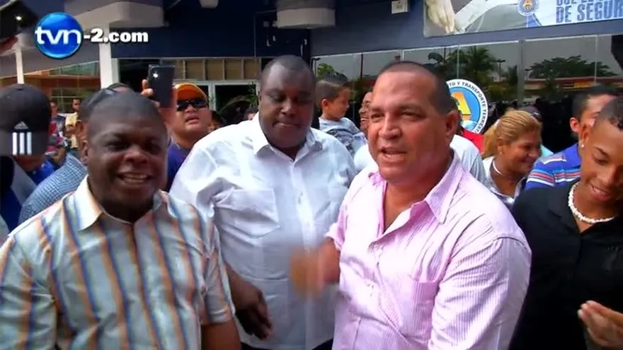 “Piratas” despiden a director de la ATTT