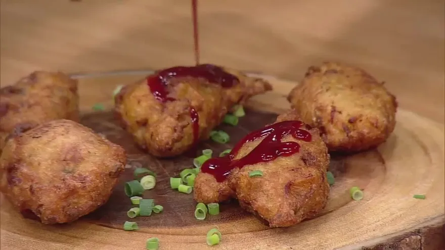 Mr.Fish nos cocina unas torrejitas de bacalao