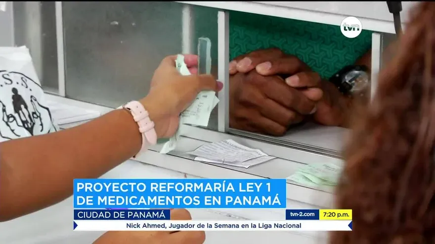 Autoridades buscan acabar con desabastecimientos de medicamentos