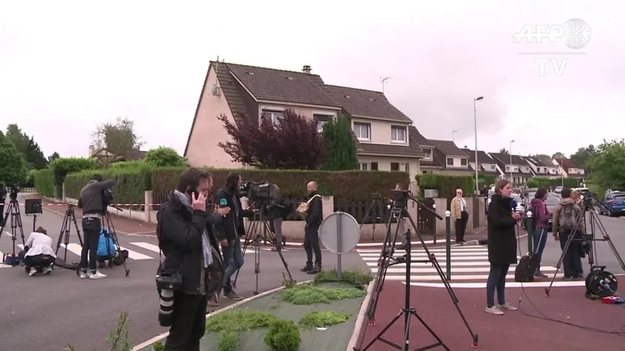 Asesinados un policía y pareja en Francia en acción terrorista