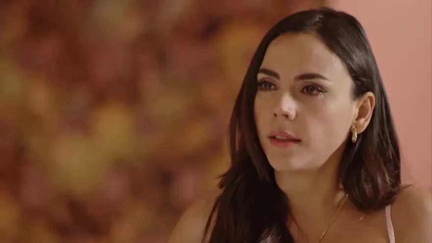 Sin Senos Sí Hay Paraíso 3 - Capítulo 4