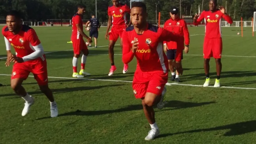 Gabriel Torres y Davis dan el susto en el primer entreno en Atlanta