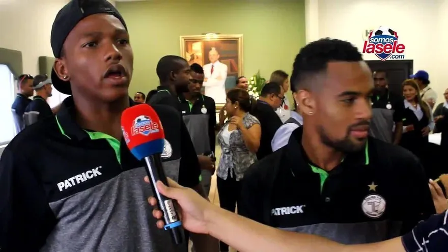 Rolando Córdoba (i) vuelve a la Sub-20 de Panamá.