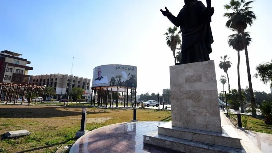 Al menos dos cohetes impactan en una base militar iraquí al sur de Bagdad