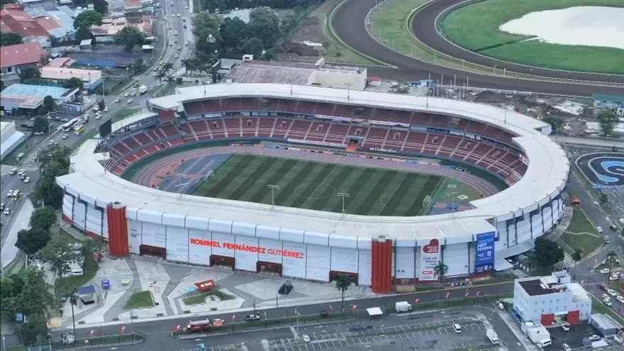 Estadio Rommel Fernández.