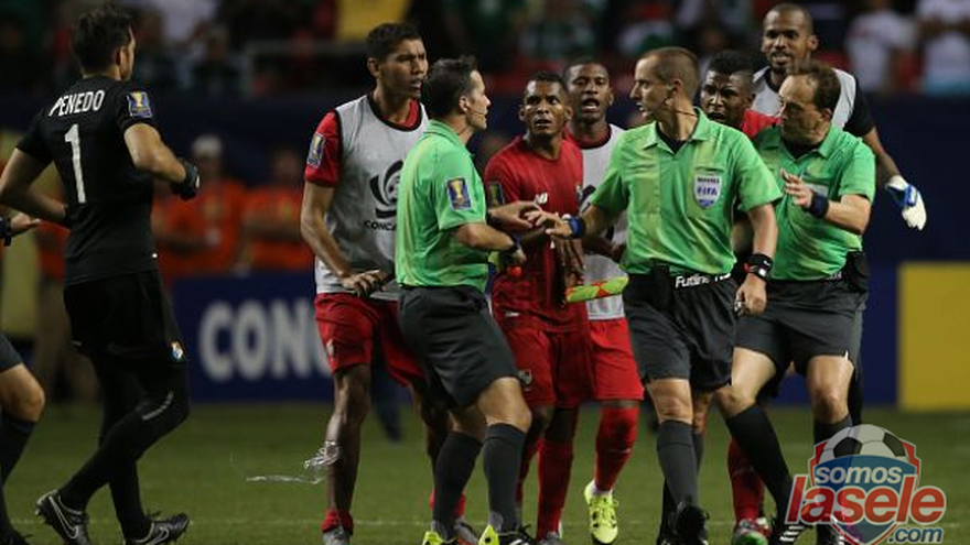 FIFA designará árbitros en las eliminatorias de CONCACAF