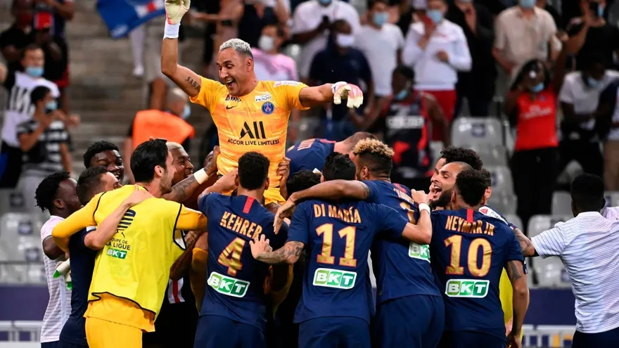 Neymar a Keylor Navas: "Qué grande eres, hermano"