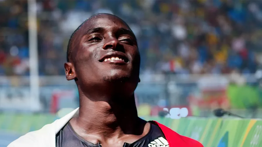 Alonso Edward, séptimo en final de los 200 mts. Planos