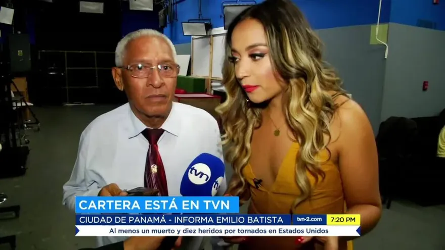 Hombre busca devolver cartera encontrada