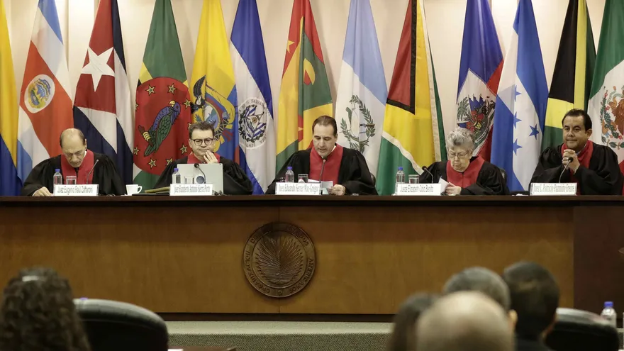 Jueces de la Corte Interamericana de Derechos Humanos (CorteIDH).