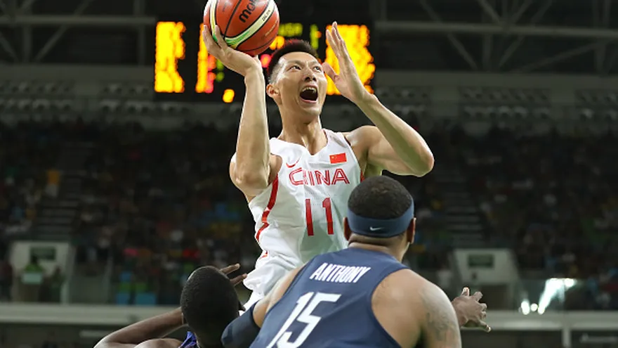Yi Jianlian (11)