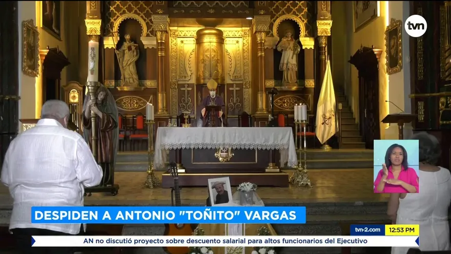 Realizan sepelio del trovador ´Toñito’ Vargas