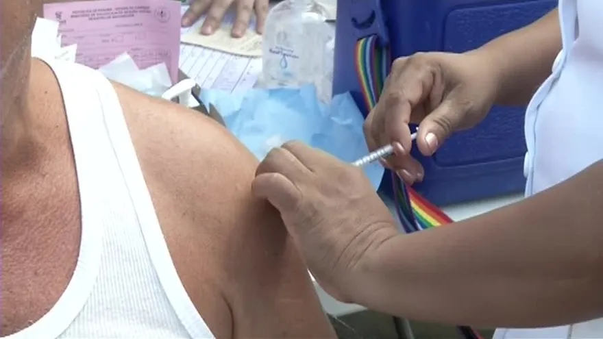 Panamá se destaca entre los países con mayor control de vacunas