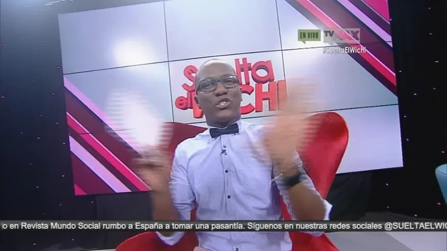 El Chombo se enfrasca con artistas Panameños - Parte 1