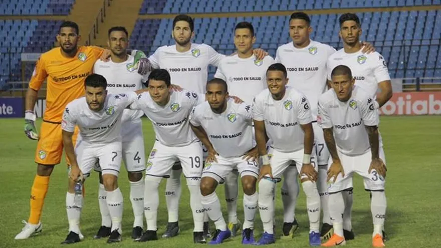 Comunicaciones, del panameño José Calderón, pasa a cuartos de la Liga Concacaf