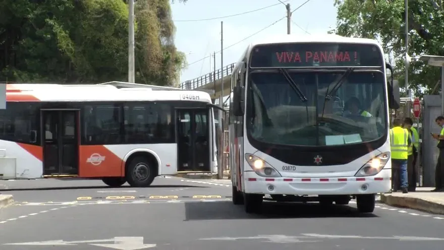 Mi Bus llevará compra directa de buses al Gabinete