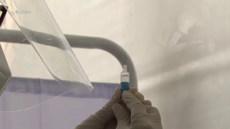 China aprueba "con condiciones" su primera vacuna contra el covid-19