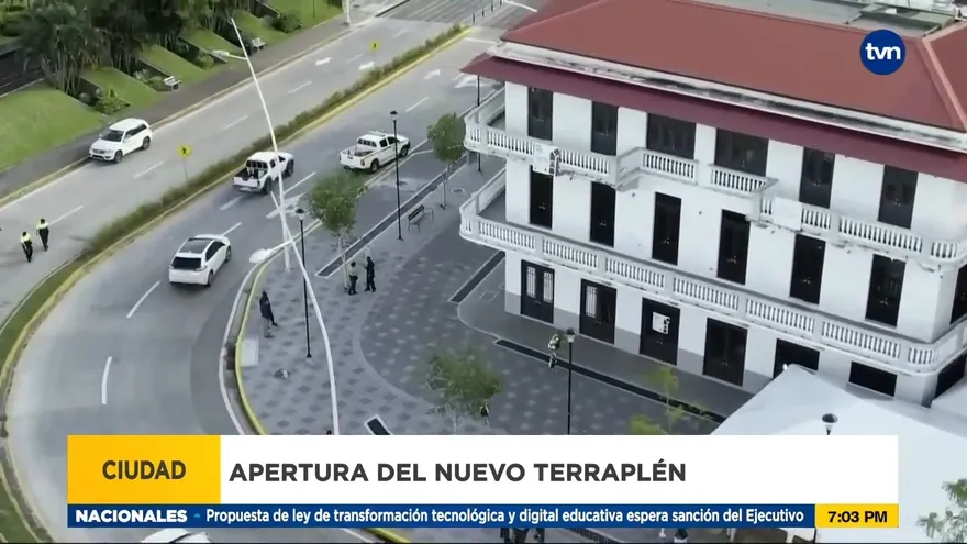 Apertura del nuevo Terraplén