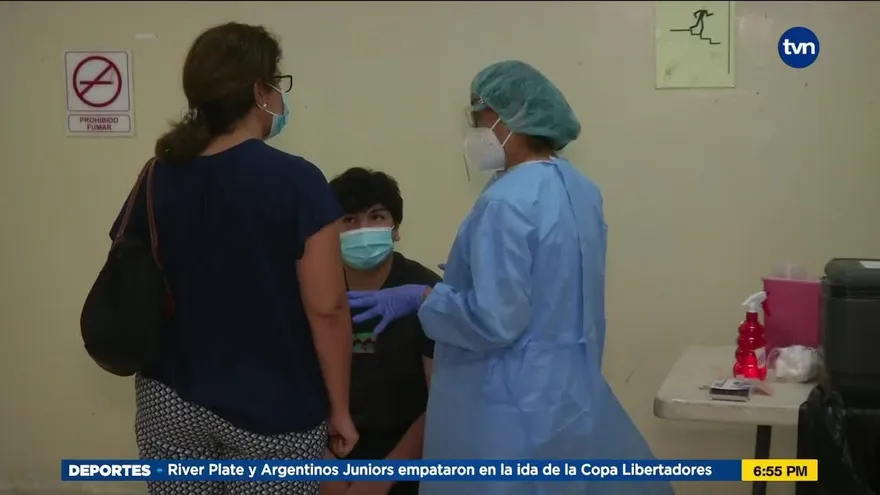 Minsa evalúa ampliar proceso de vacunación a toda población mayor de 12 años