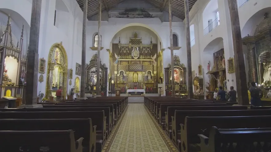 Cobro por entradas a iglesias del Casco Antiguo genera opiniones divididas