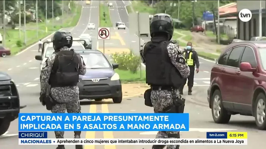 Arrestan a pareja vincula a cinco asaltos a mano armada