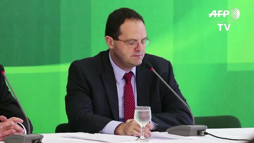 Brasil reemplaza a su ministro de Hacienda