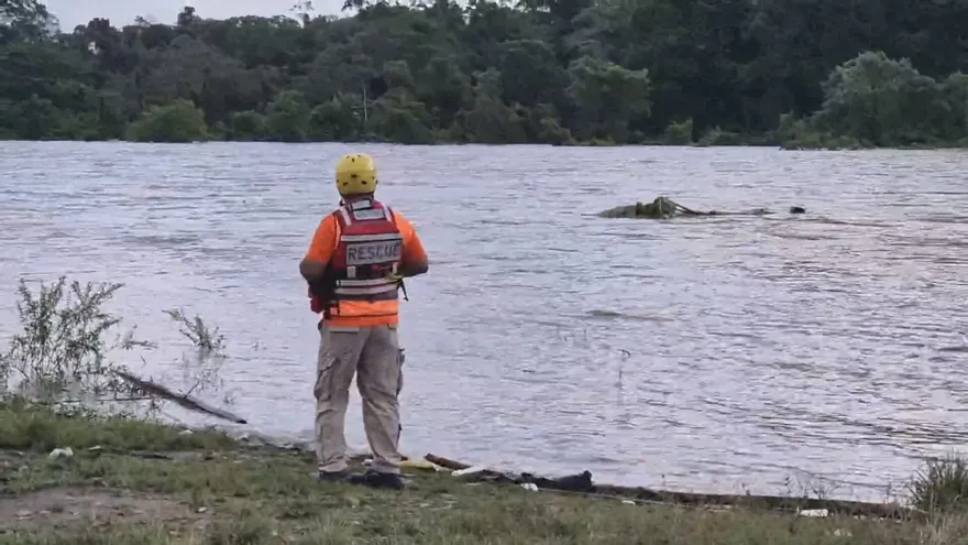 Vigilancia en ríos por intensas lluvias.