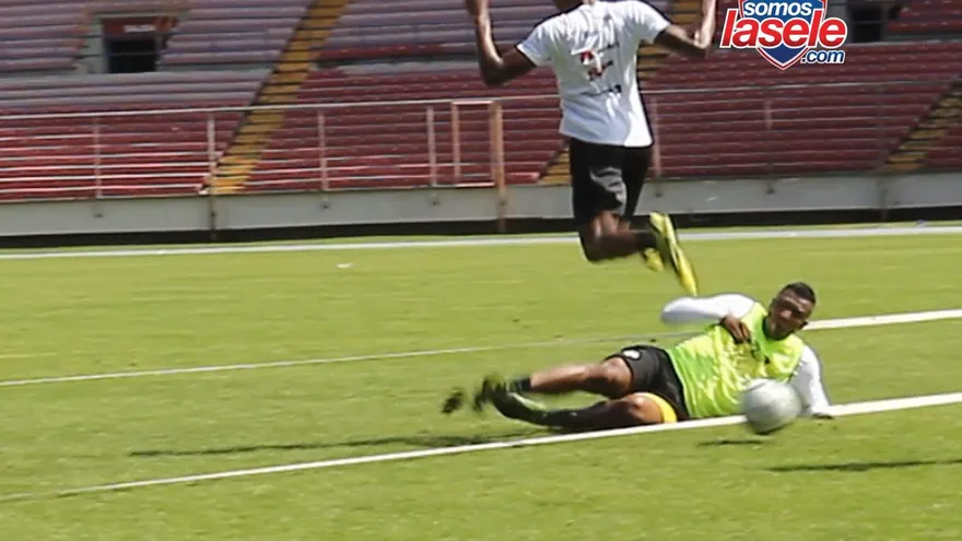 Vamos a la acción, momentos del entrenamiento de la Sele