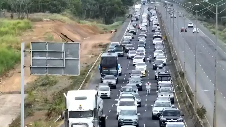 Incrementa tráfico de viajeros al interior