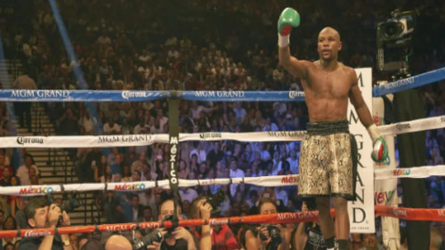 Boxeadores demandan a Mayweather