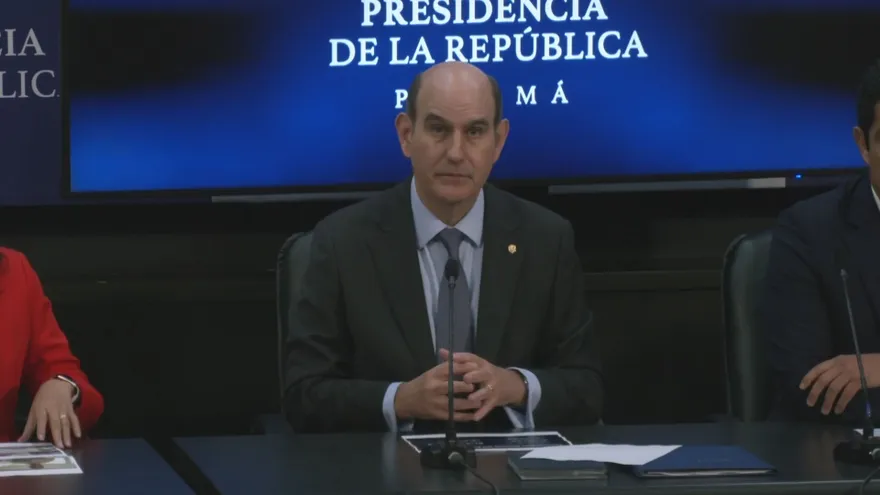Elministro de Economía y Finanzas, Felipe Chapman.