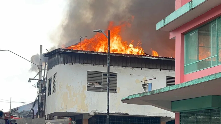 Incendio en Santa Ana.