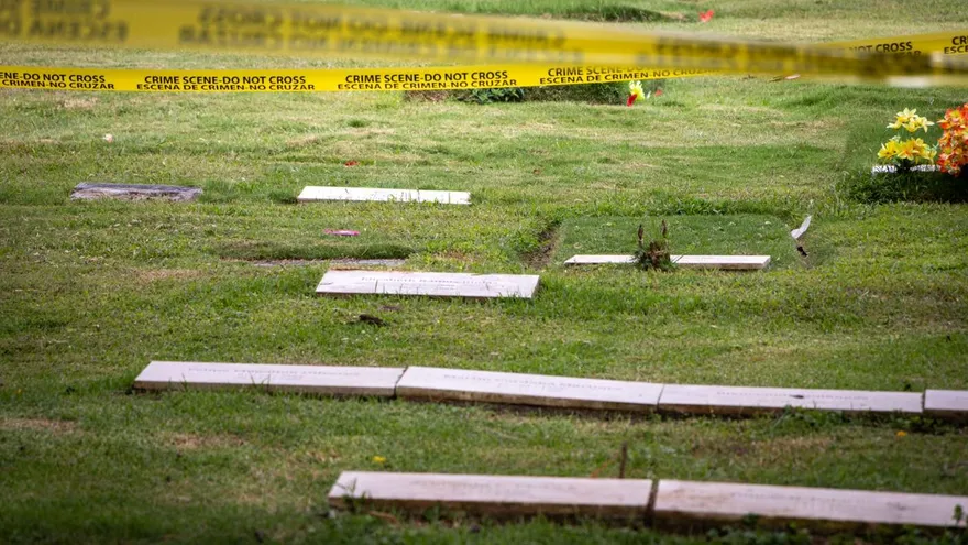 La exhumación se realiza en el Jardín de Paz