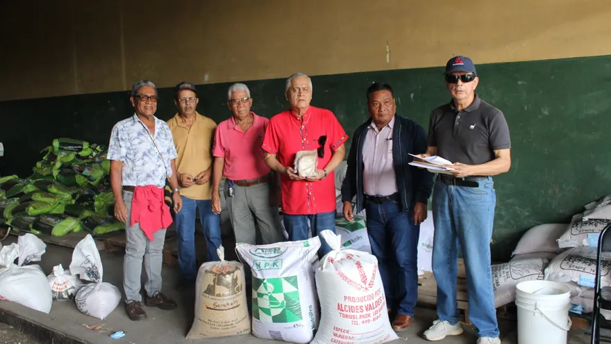 Seed Distribution Begins for 295 Family Agroecological Farms | TVN Panamá (PA) | 01KZHFFJCMRN5Q8MW43MMNCJ2F